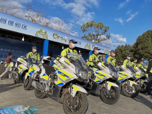 交警騎行隊